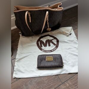 Michael Kors Bag with Wallet
